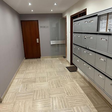 Appart'Confort Gambetta Paris Exterior foto